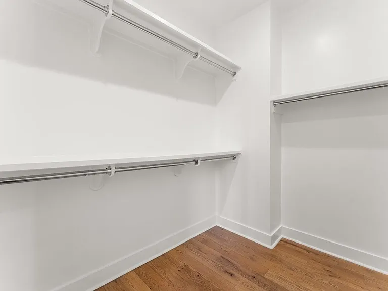 2050 Jabez Dr — Photo 31