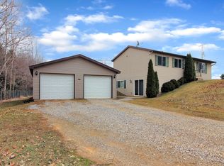 1485 S Smith Rd, Eaton Rapids, MI 48827