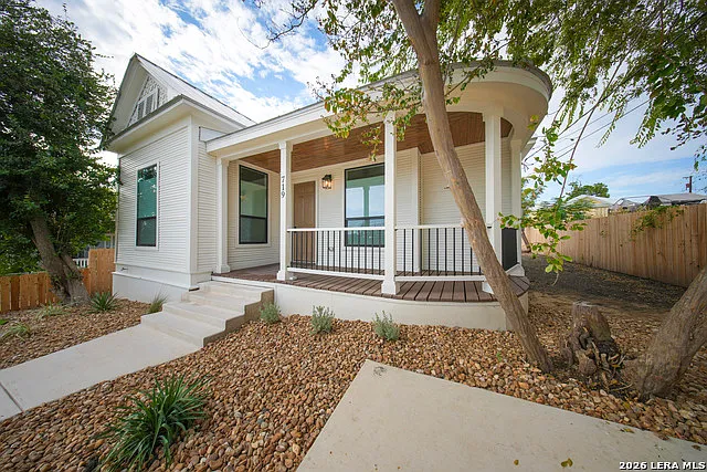 3 bed, 3.0 bath, 1568 sqft, $2,500 — Photo 3