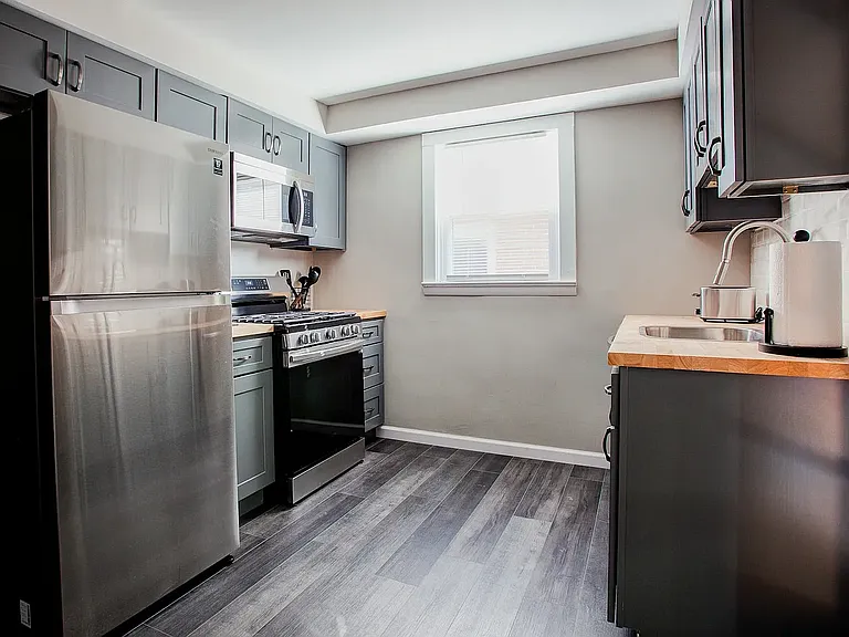 2448 Warrensville Center Rd #1 — Photo 3