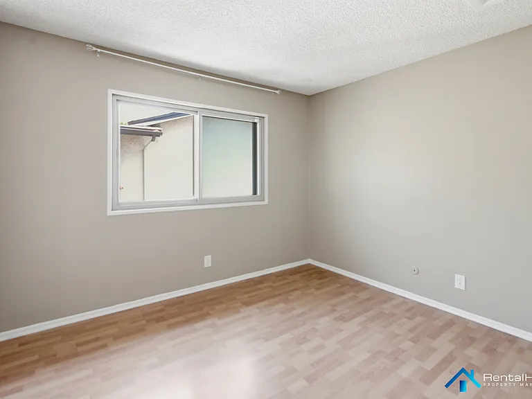 6716 Clybourn Ave #245 — Photo 13