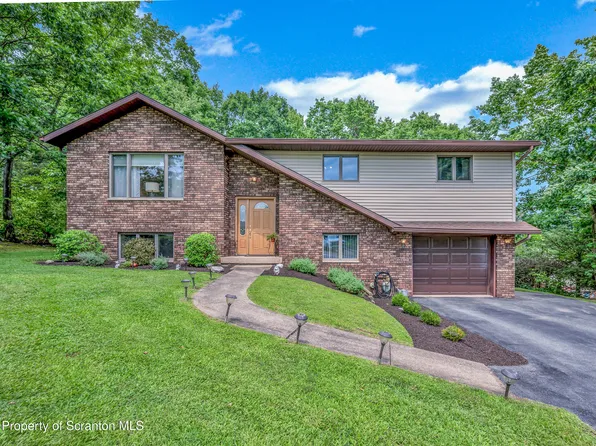 1 James Way, Archbald, PA 18403