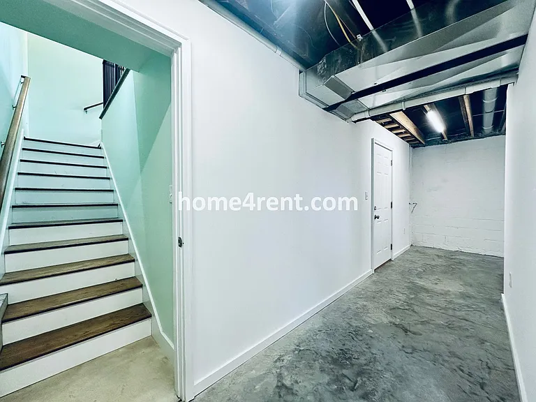 4741 Holly St — Photo 40