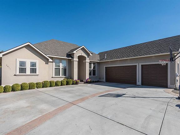 2nd image of 3411 W Canyon Lakes Dr