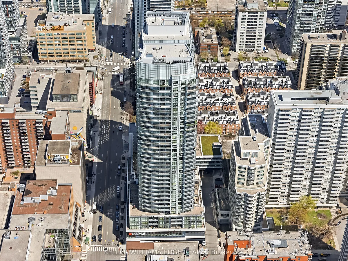 Building Photo - 89 Dunfield Ave #3409