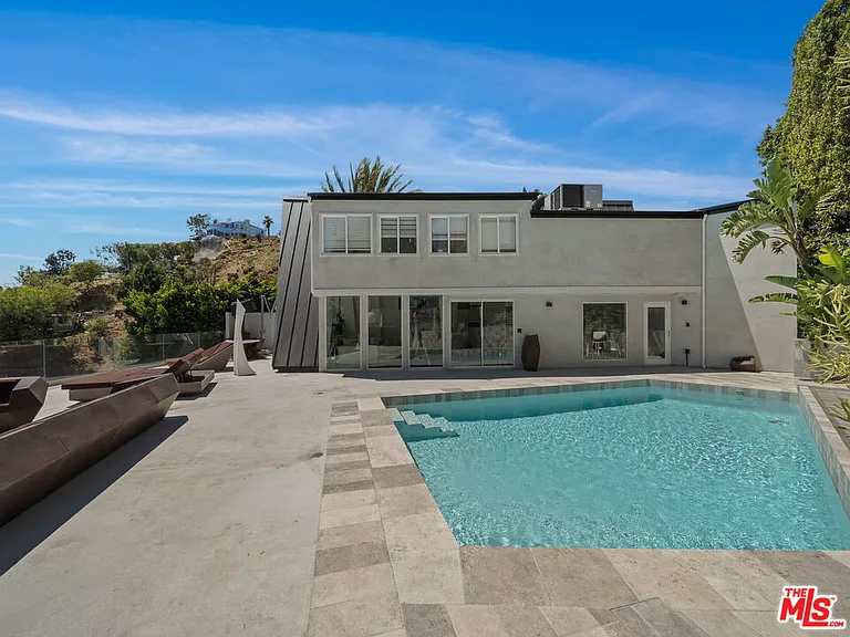 8460 Cole Crest Dr — Photo 18