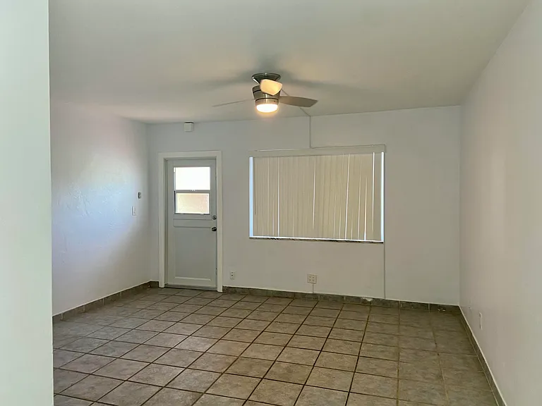 2909 Middle River Dr #105 — Photo 22