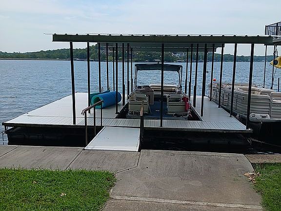 5th image of 97C Lake Shore Dr