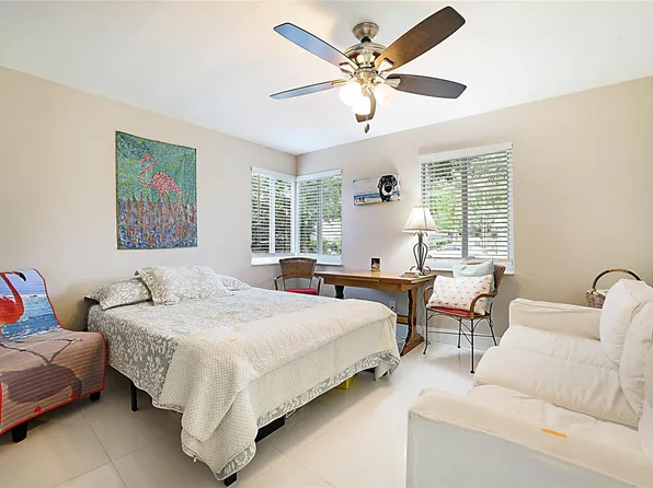 2830 NE 10th Terrace, Pompano Beach, FL 33064