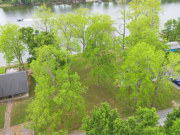 2nd image of Parhams Rd Lot 2