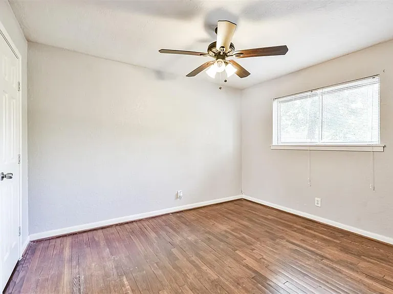 7106 Pinetex Dr — Photo 25