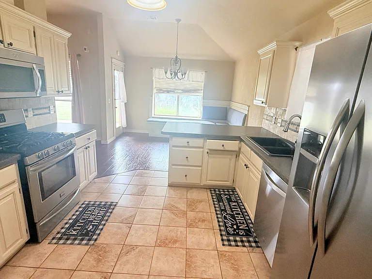 720 Night Hawk Dr — Photo 8