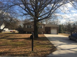 95 Porter Ave, Sicklerville, NJ 08081