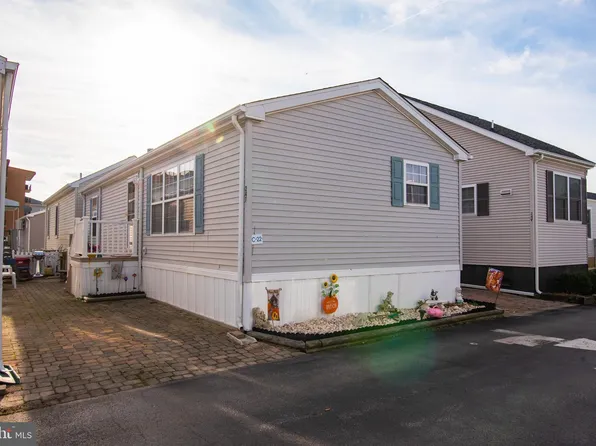 22 Mallard Ln, Ocean City, MD 21842