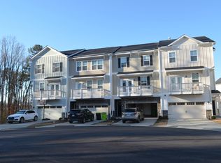 1124 Finch Ct, Apex, NC 27502
