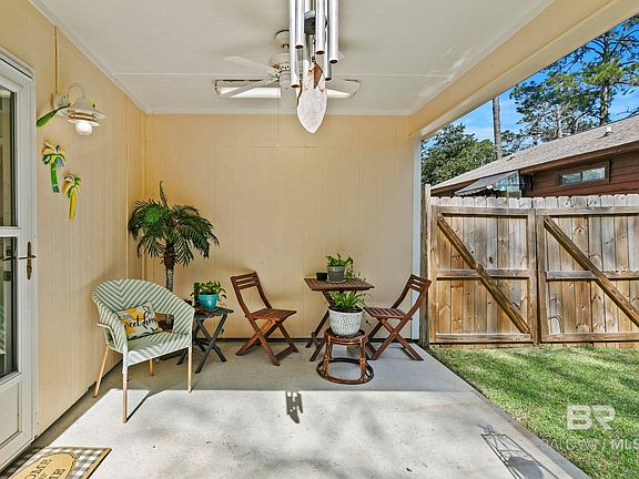 5th image of 809 E 23rd Ave