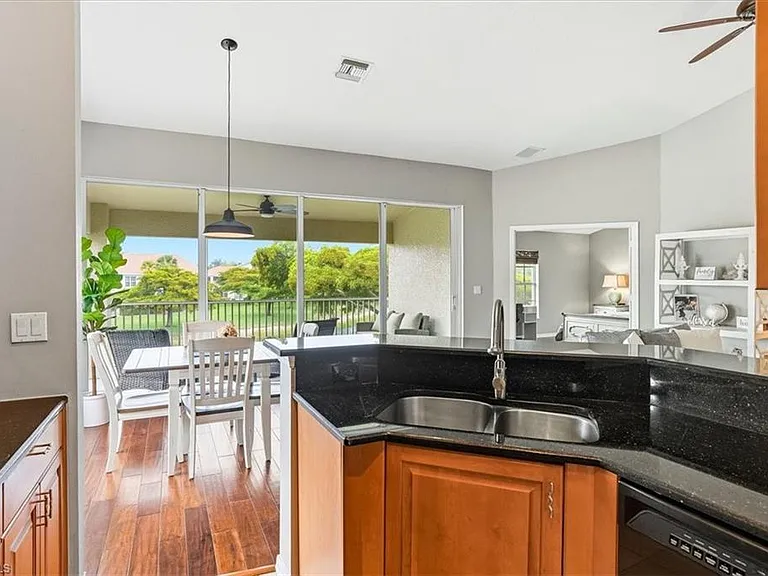 5615 Sherborn Dr #201 — Photo 9