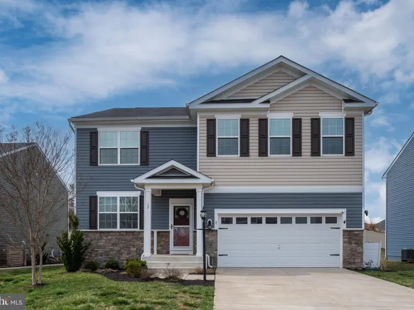 17 Valiant Ct, Fredericksburg, VA 22405