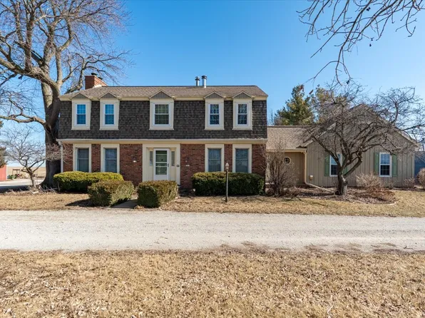 21389 N 2875th Rd E, Lexington, IL 61753