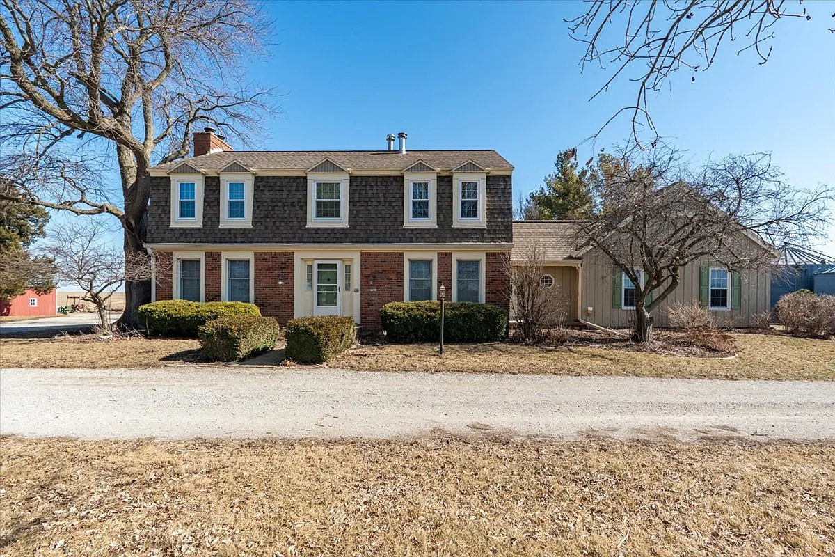 21389 N 2875th Rd E photo 1