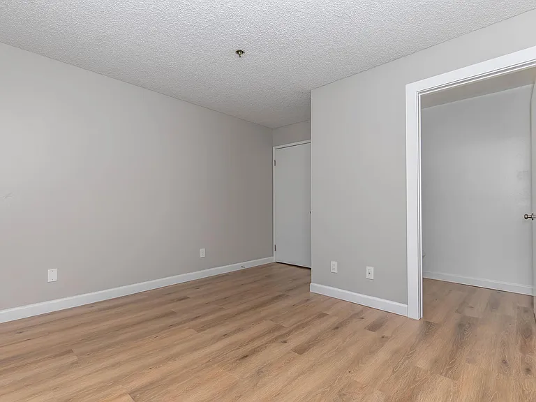 Bella Vista Senior Apartments — Photo 45
