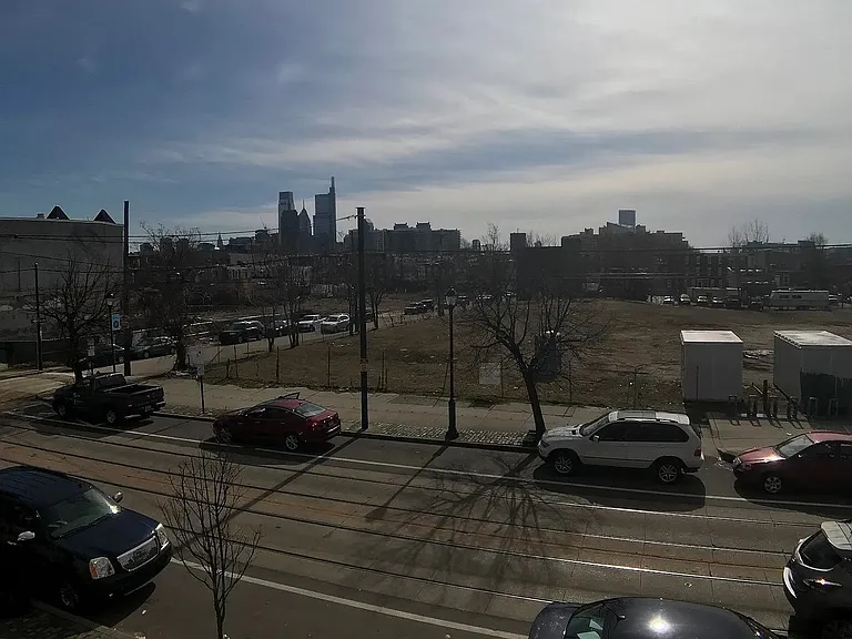 2631 W Girard Ave — Photo 8