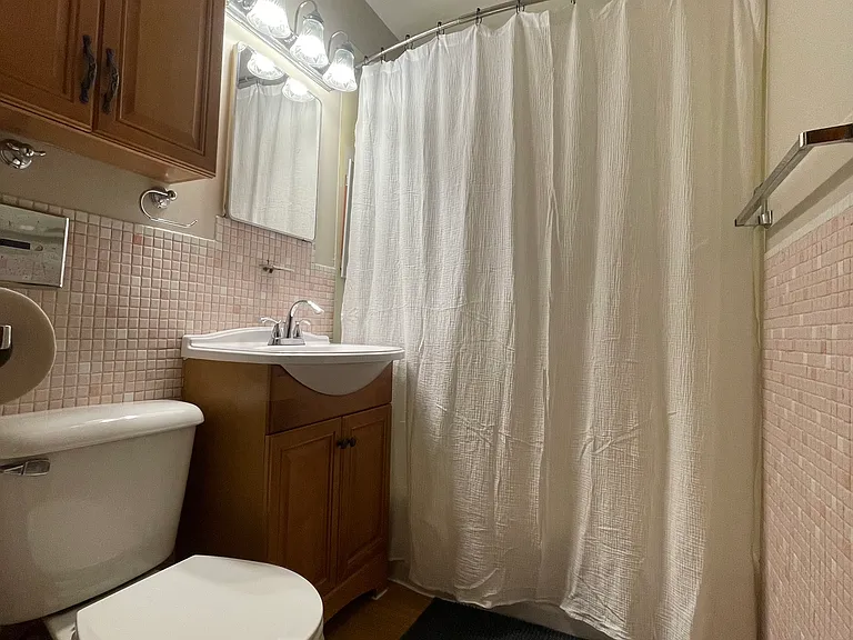 1011 Pine St — Photo 9