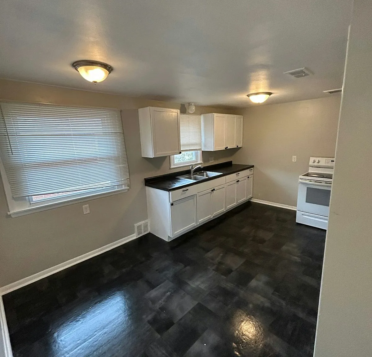 3437-3439 N 83rd St, Unit 3439 — Photo 2