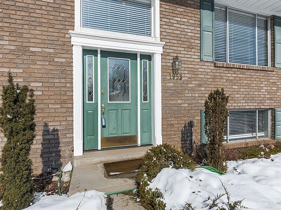 4th image of 1953 E Somerville Dr