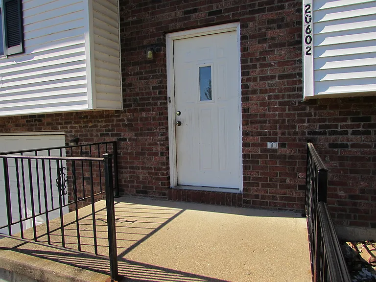 20602 Snicker Ct — Photo 4