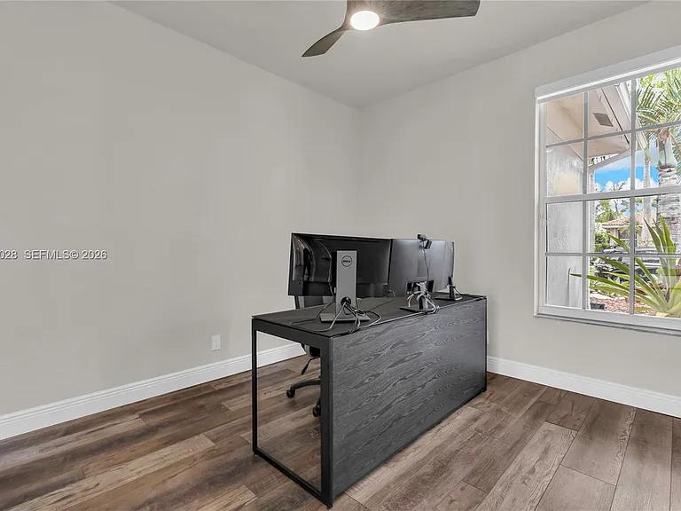 950 Marina Dr — Photo 22
