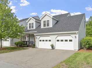 108 Green Briar Rd UNIT 108, Fitchburg, MA 01420