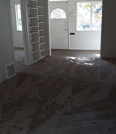 2nd image of 420 N Lincoln Ave
