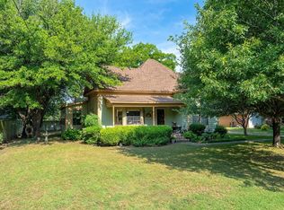 507 Robinson St, Valley View, TX 76272