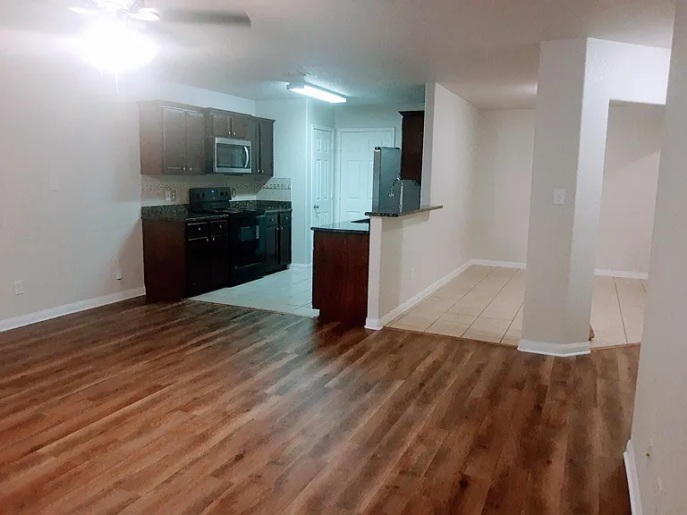 6612 Luckey Path — Photo 10