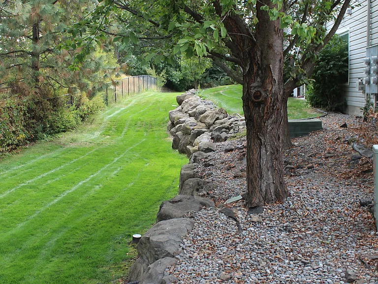 Courts at Indian Canyon — Photo 7