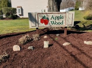 32 Cortland Pl #32, Ansonia, CT 06401