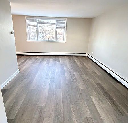 3rd image of 1849 Stanwood St Floor 2