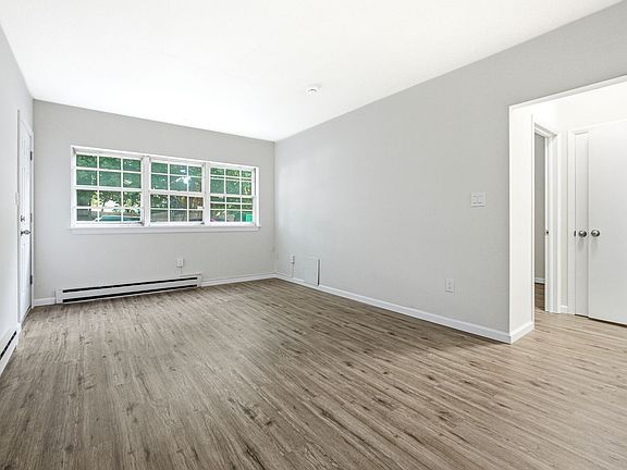 3rd image of 97 Fern St #7