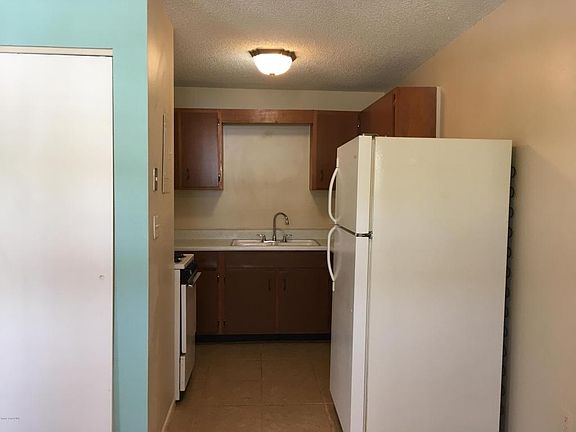 2nd image of 21 Barton Ave APT 23