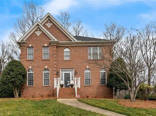 2685 Glen Forest Dr, Winston Salem, NC 27103