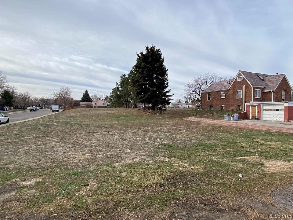 2nd image of 15180 Montview Blvd