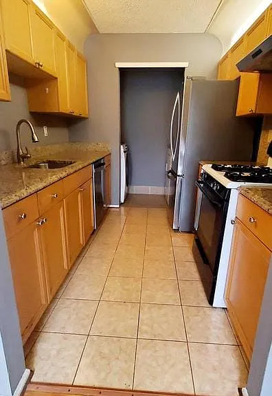 95 Oneill Ct — Photo 22