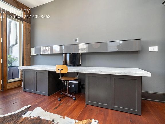 4th image of 1607 South St #2
