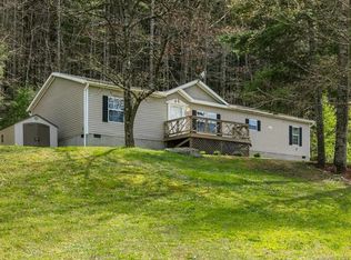 120 Danielle Dr, Penrose, NC 28766