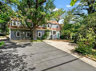 8955 Ladue Rd, Saint Louis, MO 63124
