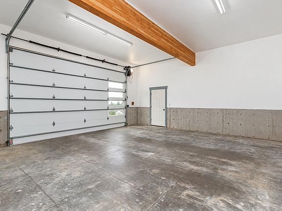 4th image of 7300 Valley View Dr