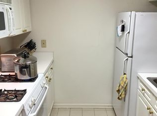 5563 Seminary Rd, Falls Church, VA 22041