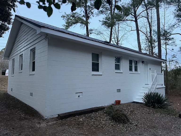 3117 Tryon Rd — Photo 4