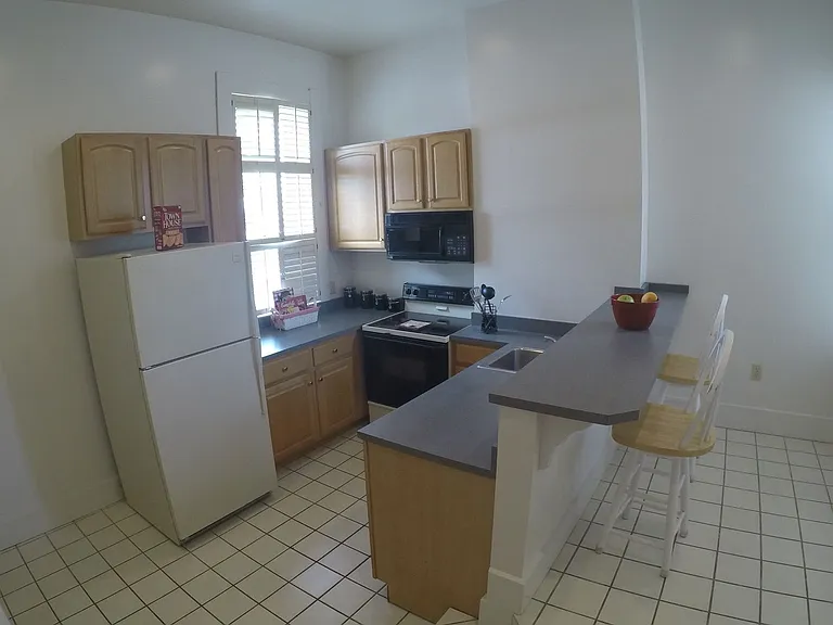 904 South St — Photo 26